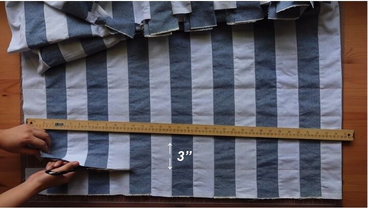 checkerboard jacket sewing tutorial, Cutting striped fabric