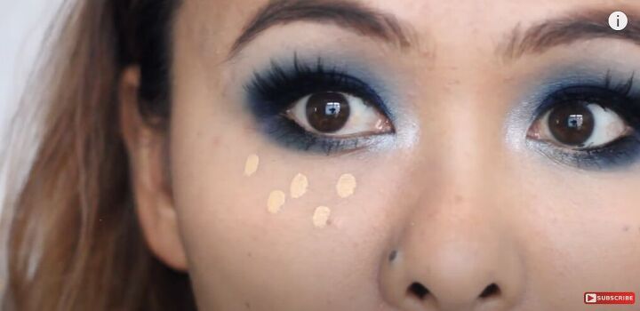 trendy smoky blue eyeshadow tutorial, Applying concealer