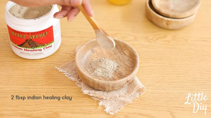 3 diy bentonite clay mask ideas for healthy skin, Adding Indian healing clay to bowl