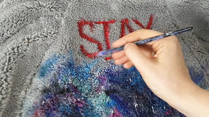 custom painting tutorial diy an awesome galaxy jacket, Adding lettering