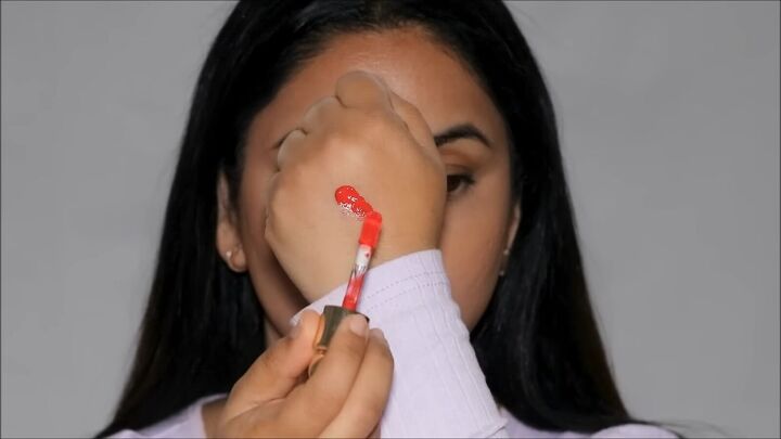 blush hack tutorial how to get airbrushed looking skin, Applying liquid blush