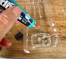 how to create a badge pin from old teacups, Mix epoxy resin