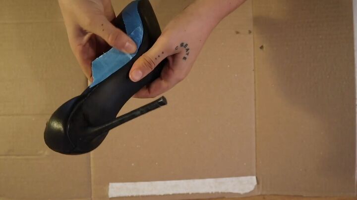 how to diy gorgeous louboutin dupe heels, Taping shoes