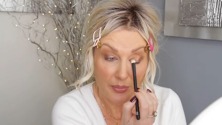 incredible spoon makeup hack tutorial, Shading
