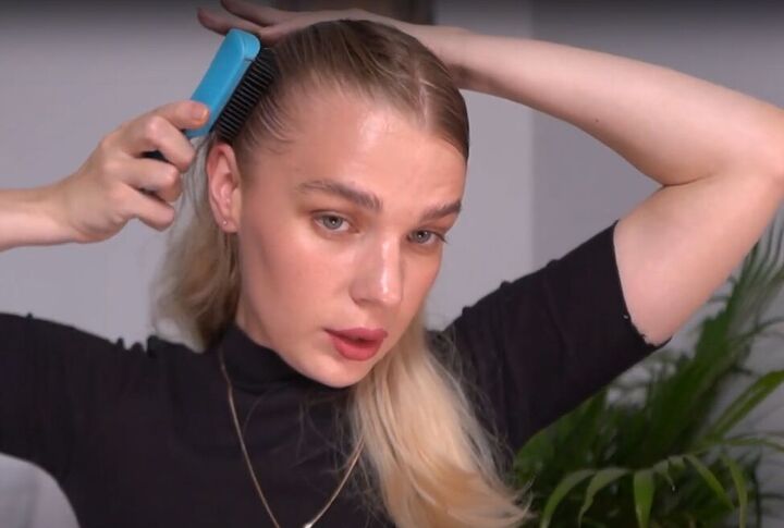 super easy sleek bun hairstyle tutorial, Brushing hair