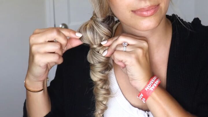 easy side braid fall hairstyle tutorial, Volumizing the side braid updo