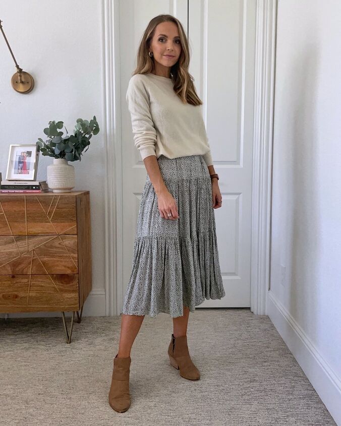 How to Layer A Sweater Over a Dress | Upstyle How to Layer A Sweater Over a Dress | Upstyle