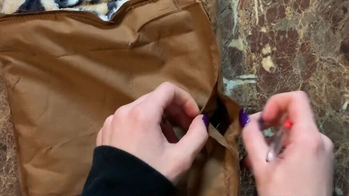 blanket upcycle how to diy a super trendy faux fur bag, Hole in lining