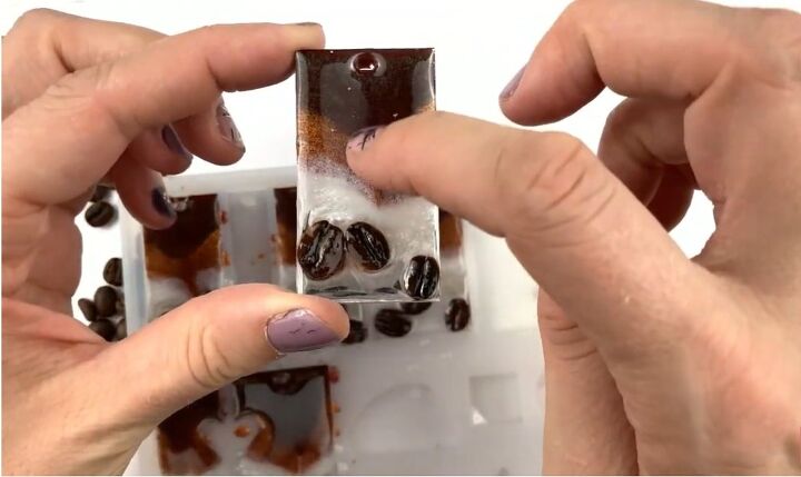 how to make an awesome resin pendant with coffee beans, Unmolding the coffee resin pendants