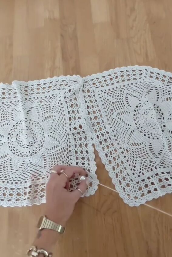 the genius way to wear 2 doilies with any outfit
