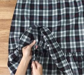 no pattern sewing tutorial diy a gorgeous ruffle hem skirt, Pulling the ties