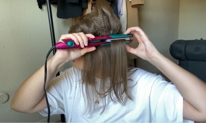 check out this awesome hack to add volume to fine hair, Crimping hair