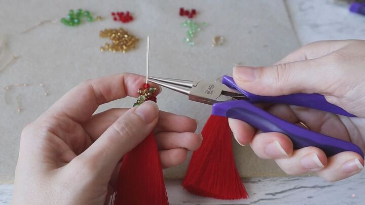 how to create a pair of gorgeous christmas earrings, Creating an attachment loop