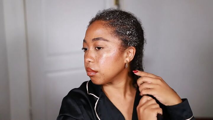 see crazy results with this super easy diy overnight hair growth serum, Applying leave in cream