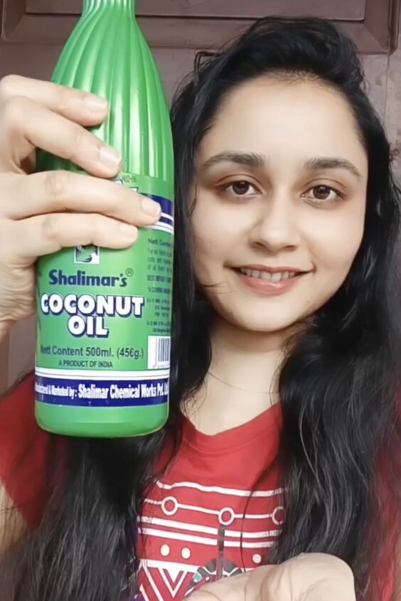 2 Kitchen Ingredients to Get Rid of Dandruff | Upstyle 2 Kitchen Ingredients to Get Rid of Dandruff | Upstyle