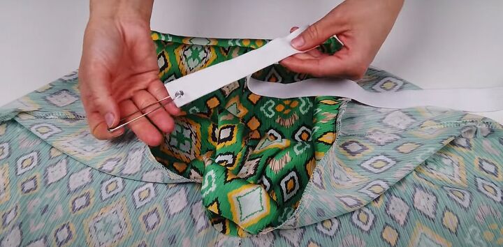 how to diy a cute and easy mini skirt from scratch, Inserting the elastic