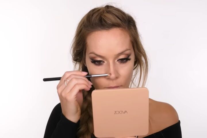 easy cool gold christmas eye makeup tutorial, Contouring