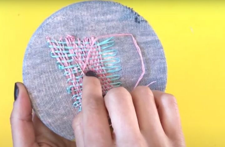 how to darn a sock in 4 easy steps, Weaving the second thread