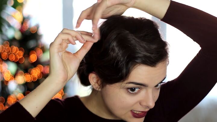 cheat finger waves hairstyle christmas hairdo tutorial, Removing the pins