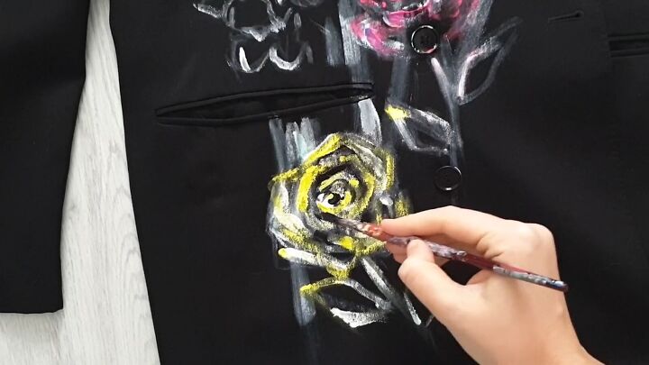 painting tutorial diy a chic emily in paris blazer jacket and beret, Adding in neon pink and yellow details