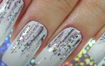 Easy 3-step White Glitter Christmas Nails Tutorial
