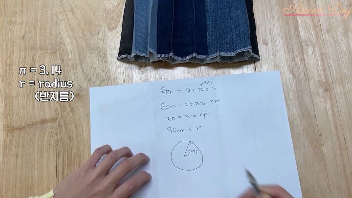 how to diy a chic denim bag, Calculating the radius