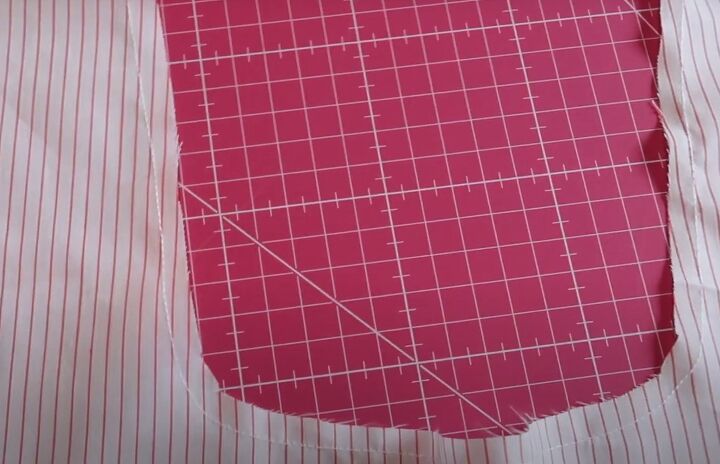 how to sew a beautiful square neck dress, Stay stitching
