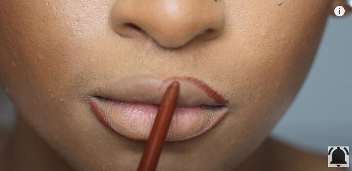 get fuller lips with this super easy 5 step lip contouring tutorial, Lining lips