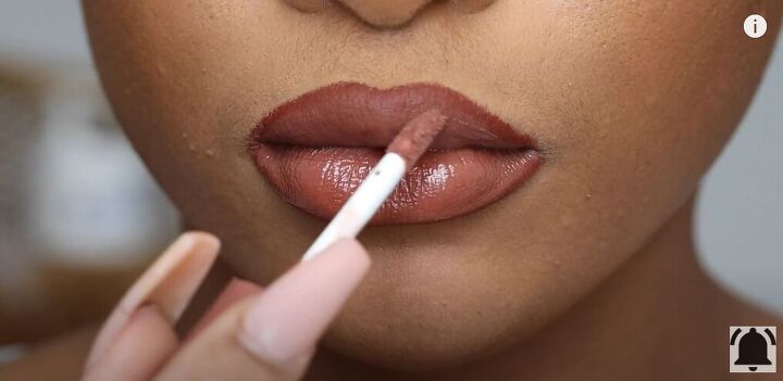 get fuller lips with this super easy 5 step lip contouring tutorial, Adding lip gloss