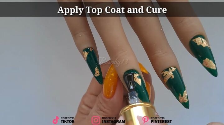 How to Do Gold Foil Nails for Christmas in 5 Easy Steps | Upstyle