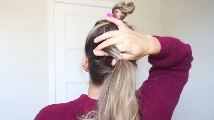 try out this awesome ponytail hack for voluminous hair, Creating small hole