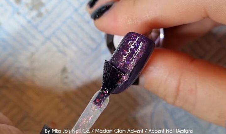 how to create a festive snowflake nail design in 8 easy steps, Applying glittery polish