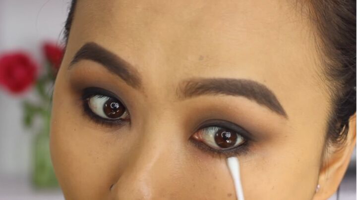 easy brown smokey eye makeup tutorial, Cleaning up