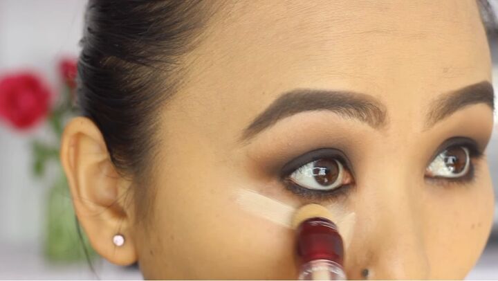 easy brown smokey eye makeup tutorial, Applying concealer