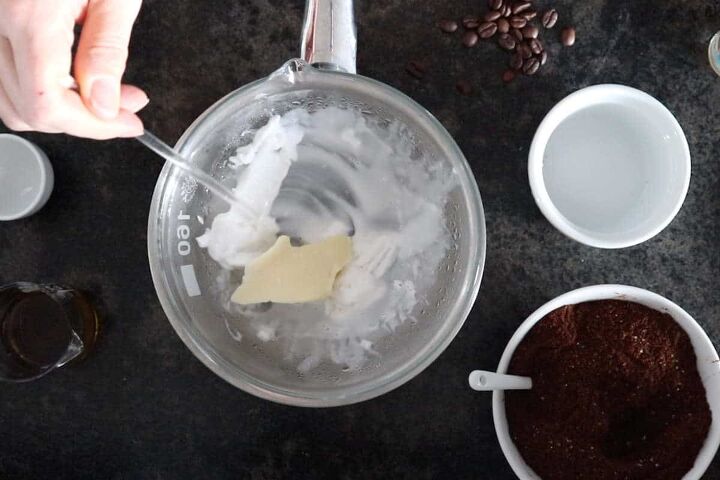 diy coffee body scrub recipe, diy coffee scrub without coconut oil