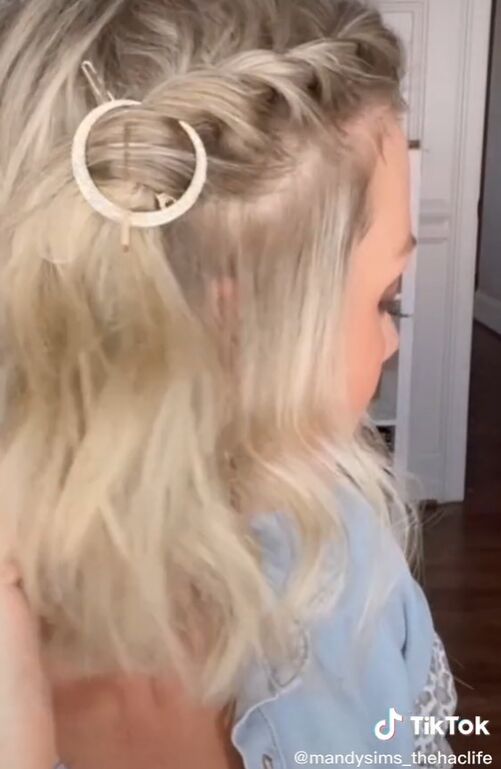 super easy twisty pinback hair tutorial, Twisty pinback hairstyle