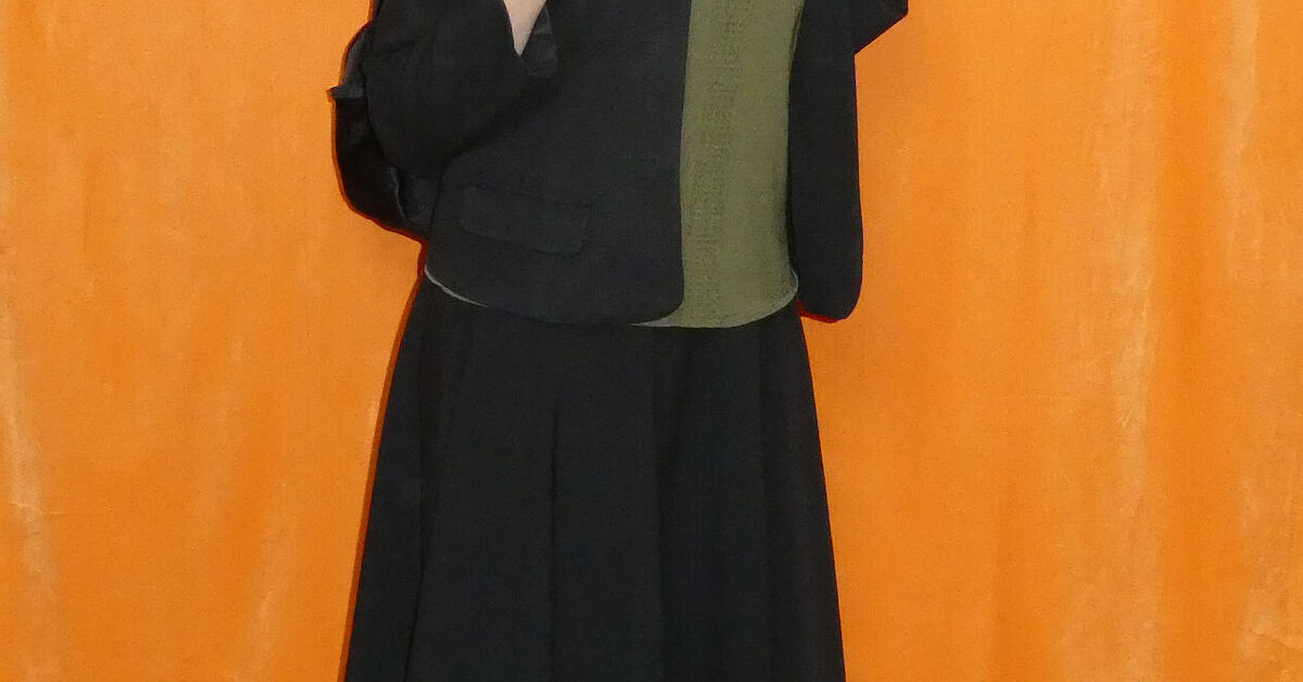 How To Get Wednesday Addams Style | Upstyle