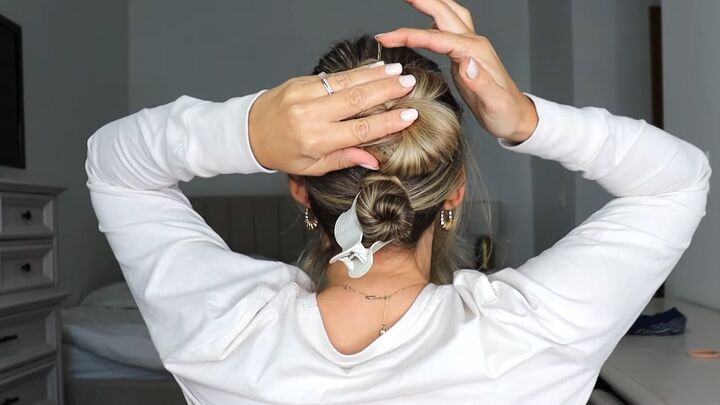 super easy 5 minute hairstyle, Repeating process