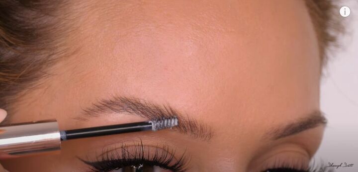 Inclining Brows Easy 3-Step Fluffy Brow Tutorial | Upstyle