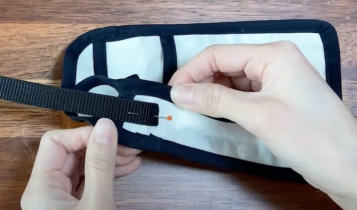 how to diy a handy mini crossbody bag, Attaching the strap