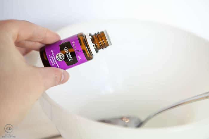 how to make hand sanitizer, add lavender essential oil to diy hand sanitizer