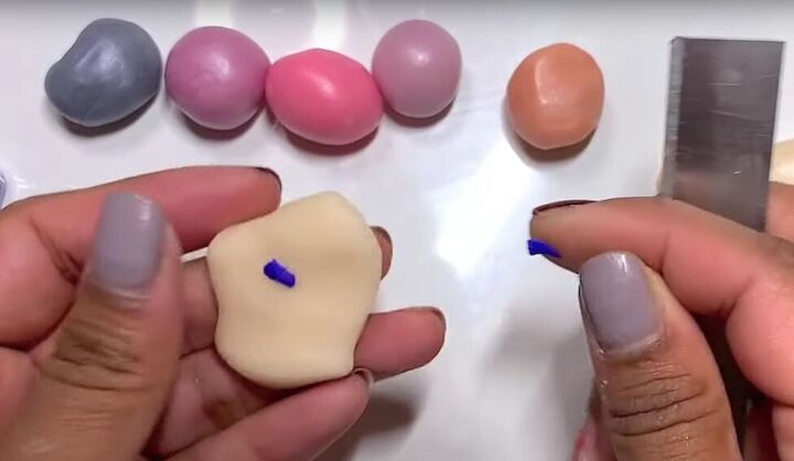 how to make rose quartz polymer clay earrings, Creating marbling colors