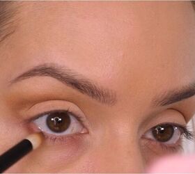 use of eye shadow, contouring eye color and the choice... How to Contour Your Eyes | Upstyle