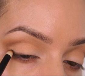 use of eye shadow, contouring eye color and the choice... How to Contour Your Eyes | Upstyle