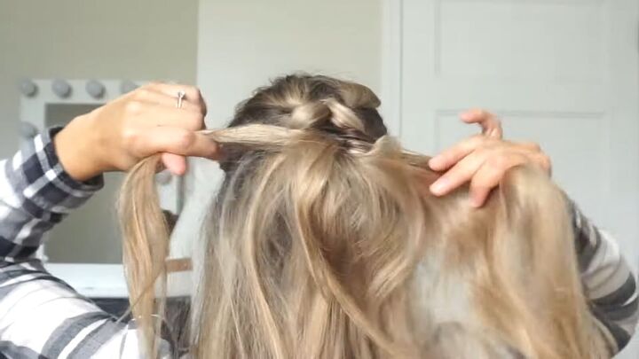 how to do a beautiful pull through ponytail, Pulling hair