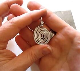 How to DIY an Awesome Spiral Pendant Using Wire