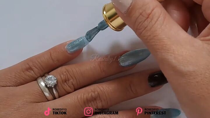 how to diy these awesome gel sea blue nails, Applying a second coat