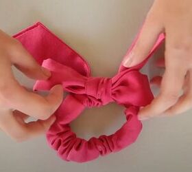 How to DIY Cute Bow Scrunchies