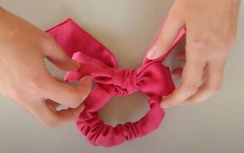 How to DIY Cute Bow Scrunchies