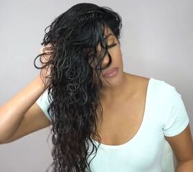 how-to-make-and-use-a-coconut-oil-and-honey-hair-mask-upstyle